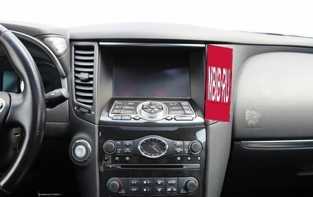 Infiniti QX70, 2014 год, 2 129 000 рублей, 20 фотография