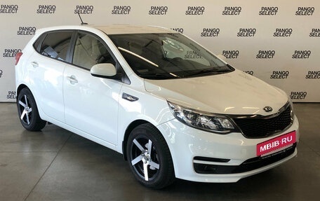 KIA Rio III рестайлинг, 2017 год, 999 000 рублей, 2 фотография