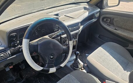 Daewoo Nexia I рестайлинг, 2004 год, 25 000 рублей, 5 фотография