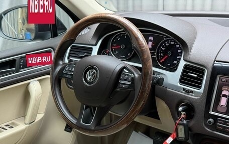 Volkswagen Touareg III, 2011 год, 1 749 000 рублей, 13 фотография
