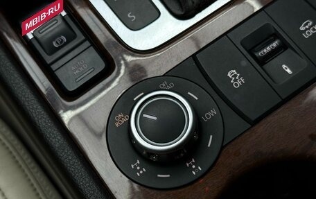 Volkswagen Touareg III, 2011 год, 1 749 000 рублей, 22 фотография