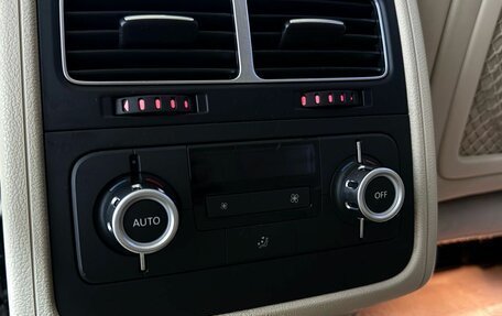 Volkswagen Touareg III, 2011 год, 1 749 000 рублей, 38 фотография