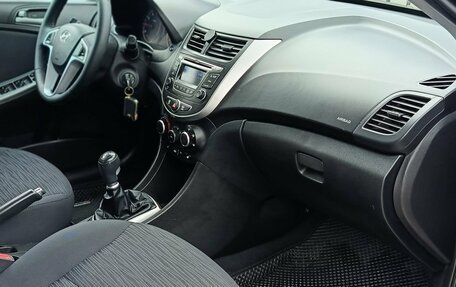 Hyundai Solaris II рестайлинг, 2014 год, 790 000 рублей, 13 фотография