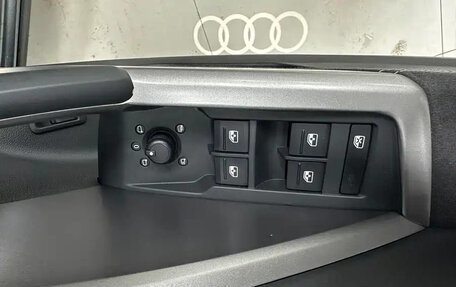 Audi Q3, 2022 год, 1 895 000 рублей, 21 фотография