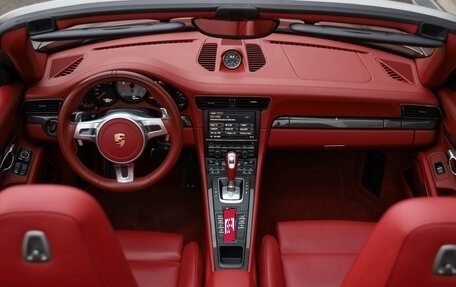 Porsche 911, 2013 год, 7 990 000 рублей, 23 фотография