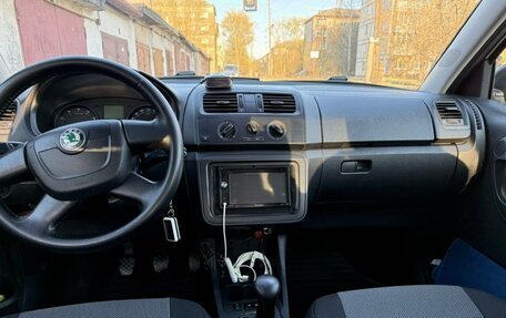Skoda Fabia II, 2012 год, 650 000 рублей, 4 фотография