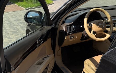 Audi A8, 2012 год, 1 990 000 рублей, 8 фотография