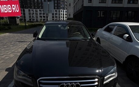 Audi A8, 2012 год, 1 990 000 рублей, 2 фотография