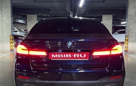 BMW 5 серия, 2022 год, 6 240 000 рублей, 4 фотография