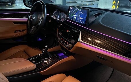 BMW 5 серия, 2022 год, 6 240 000 рублей, 14 фотография