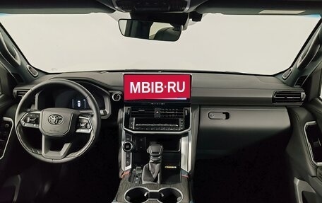 Toyota Land Cruiser, 2026 год, 16 490 000 рублей, 14 фотография