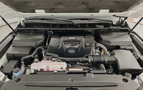 Toyota Land Cruiser, 2026 год, 16 490 000 рублей, 23 фотография