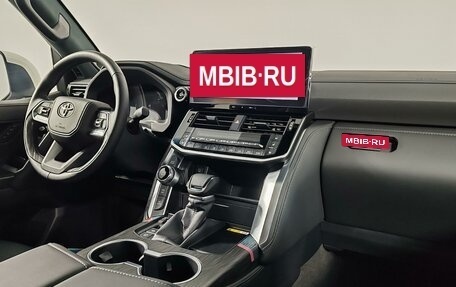 Toyota Land Cruiser, 2026 год, 16 490 000 рублей, 13 фотография