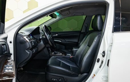Toyota Camry, 2017 год, 2 519 000 рублей, 12 фотография