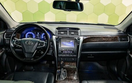 Toyota Camry, 2017 год, 2 519 000 рублей, 15 фотография
