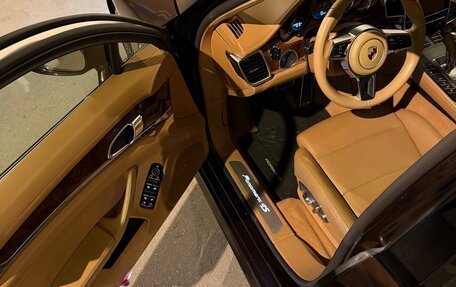 Porsche Panamera II рестайлинг, 2011 год, 2 900 000 рублей, 2 фотография