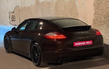 Porsche Panamera II рестайлинг, 2011 год, 2 900 000 рублей, 6 фотография