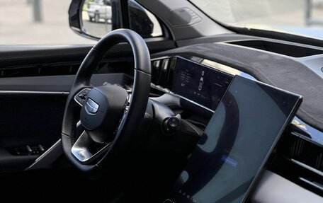 Geely Atlas, 2023 год, 2 550 000 рублей, 17 фотография
