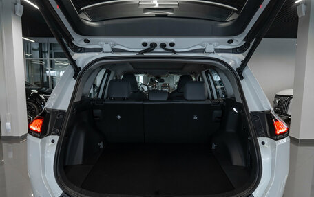 Toyota RAV4, 2025 год, 4 050 000 рублей, 22 фотография