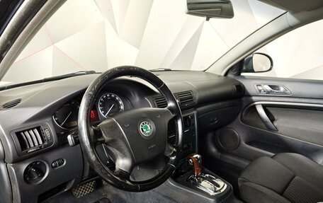 Skoda Superb III рестайлинг, 2007 год, 385 000 рублей, 17 фотография