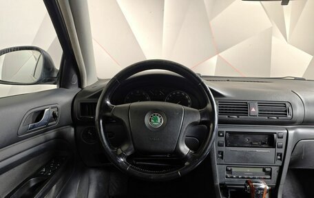 Skoda Superb III рестайлинг, 2007 год, 385 000 рублей, 18 фотография