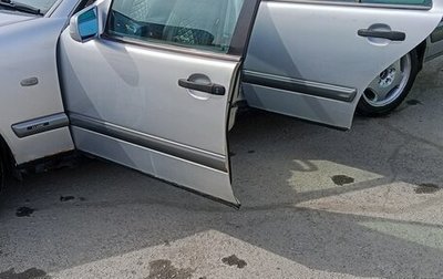Mercedes-Benz E-Класс, 1996 год, 210 000 рублей, 1 фотография