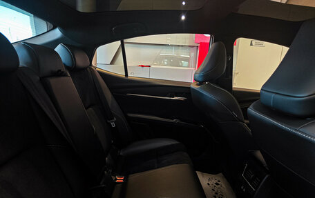 Toyota Camry, 2025 год, 3 995 000 рублей, 9 фотография