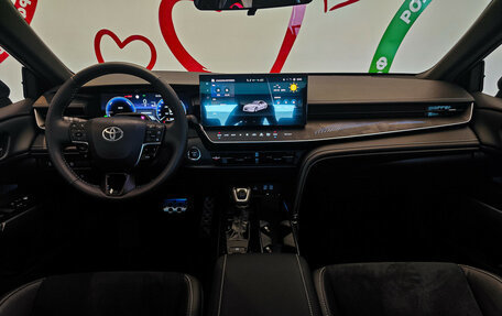 Toyota Camry, 2025 год, 3 995 000 рублей, 11 фотография