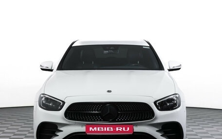 Mercedes-Benz E-Класс, 2021 год, 4 350 000 рублей, 2 фотография