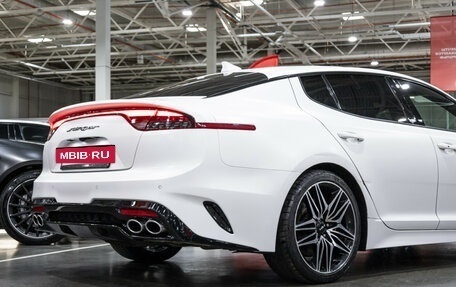 KIA Stinger I, 2023 год, 3 850 000 рублей, 10 фотография