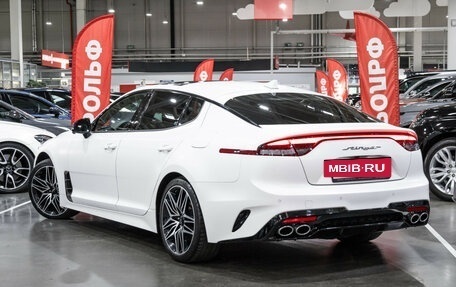 KIA Stinger I, 2023 год, 3 850 000 рублей, 13 фотография