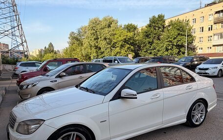 Mercedes-Benz C-Класс, 2010 год, 1 200 000 рублей, 2 фотография