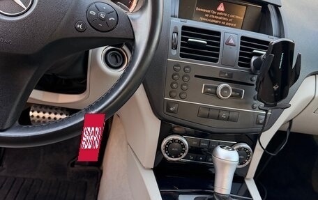 Mercedes-Benz C-Класс, 2010 год, 1 200 000 рублей, 8 фотография