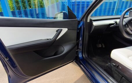 Tesla Model Y I, 2021 год, 3 900 000 рублей, 11 фотография