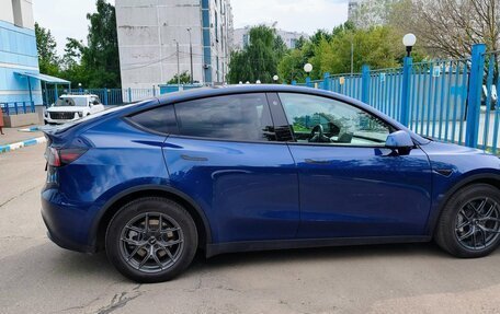 Tesla Model Y I, 2021 год, 3 900 000 рублей, 3 фотография