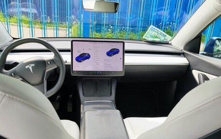 Tesla Model Y I, 2021 год, 3 900 000 рублей, 16 фотография