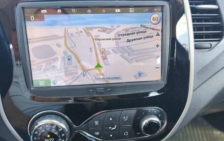 Renault Kaptur I рестайлинг, 2018 год, 1 650 000 рублей, 3 фотография