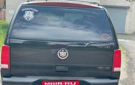 Cadillac Escalade II, 2002 год, 1 600 000 рублей, 4 фотография