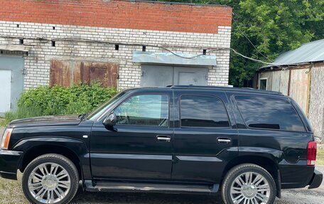 Cadillac Escalade II, 2002 год, 1 600 000 рублей, 6 фотография