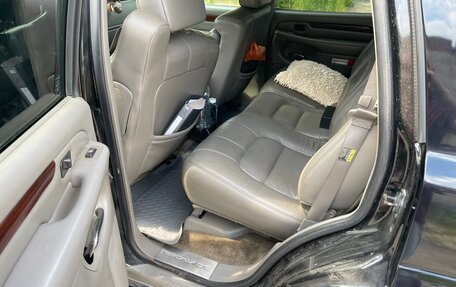 Cadillac Escalade II, 2002 год, 1 600 000 рублей, 8 фотография