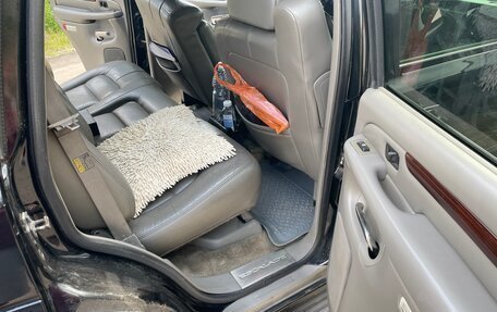 Cadillac Escalade II, 2002 год, 1 600 000 рублей, 9 фотография