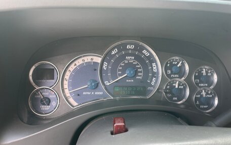 Cadillac Escalade II, 2002 год, 1 600 000 рублей, 20 фотография