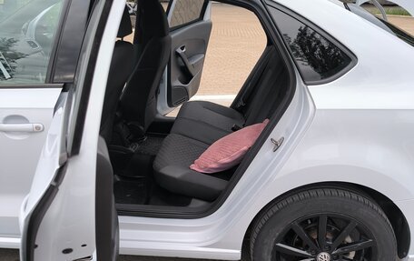 Volkswagen Polo VI (EU Market), 2018 год, 1 300 000 рублей, 7 фотография