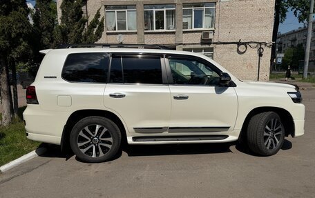 Toyota Land Cruiser 200, 2019 год, 9 000 000 рублей, 5 фотография