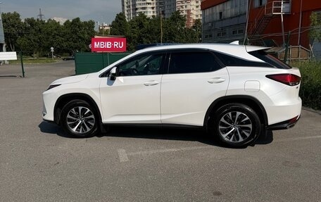 Lexus RX IV рестайлинг, 2021 год, 5 050 000 рублей, 4 фотография