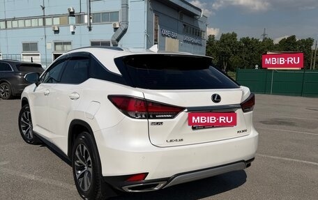 Lexus RX IV рестайлинг, 2021 год, 5 050 000 рублей, 6 фотография