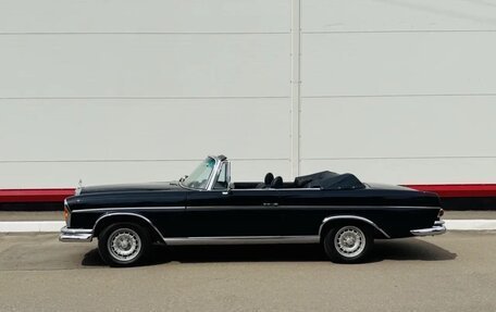 Mercedes-Benz W111, 1965 год, 19 000 000 рублей, 10 фотография