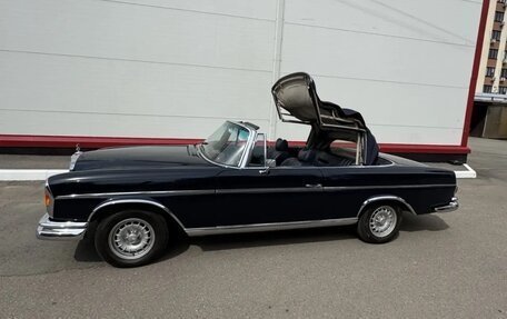Mercedes-Benz W111, 1965 год, 19 000 000 рублей, 9 фотография