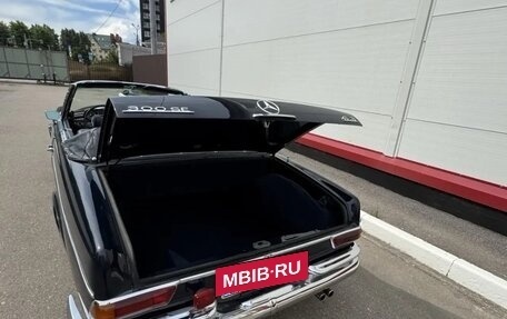 Mercedes-Benz W111, 1965 год, 19 000 000 рублей, 19 фотография