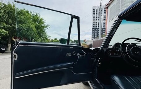 Mercedes-Benz W111, 1965 год, 19 000 000 рублей, 30 фотография